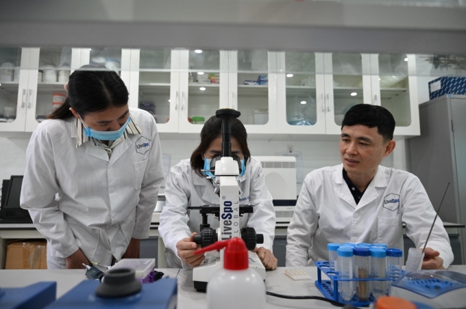1-1749717916-8286-1749718356 Nghiên cứu lâm sàng LiveSpo Navax góp phần khẳng định năng lực khoa học của công nghệ sinh học Việt. Ảnh: LiveSpo Pharma