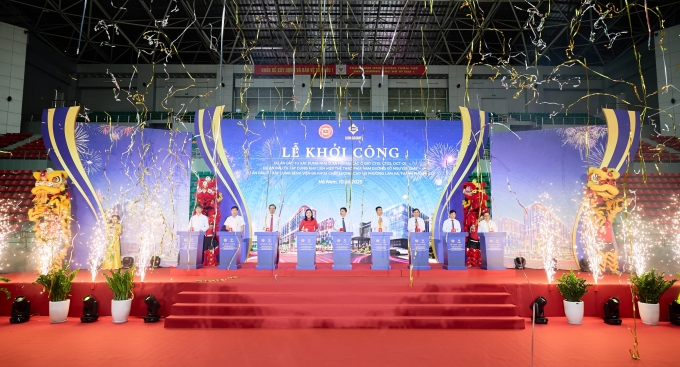 1-bam-nut-khoi-cong-2-17495474-3749-4861-1749555088 Nghi thức bấm nút khởi công cụm 3 dự án tại Hà Nam