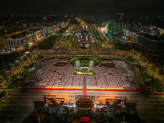 1-sam-son-jpeg-1750484646-3141-1750485029 Quảng trường biển Sầm Sơn – Tâm điểm lễ hội mới của xứ Thanh. Ảnh: Sun Group