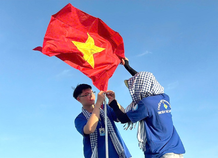 11-ngay-20-6-25-17503875849361014574114 mùa hè xanh - Ảnh 1.