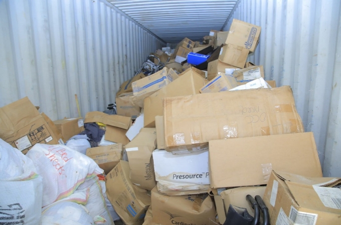 1a6209b9a79f-2025-30-photo-6-1-7450-1726-1751269099 Các containẻ thuốc giả bị thu giữ tại Ethiopia. Ảnh: Interpol