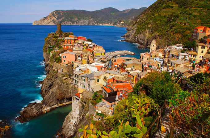 2-1749715365-1749715535-2030-1749715579 Khu Cinque Terre, Italy. Ảnh: Wander Your Way