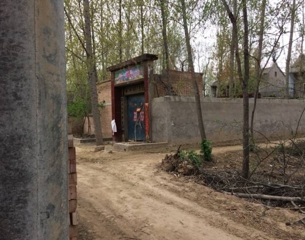 2-jpeg-1749551552-6393-1749552223 Cửa trước nhà họ Trương. Ảnh: Hongxing