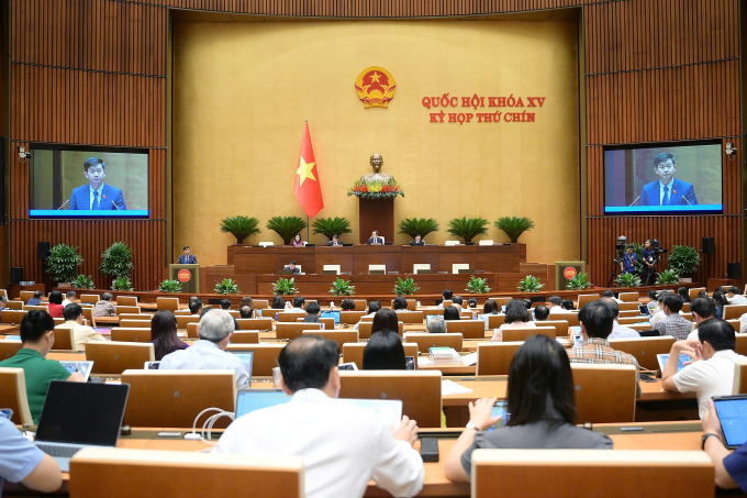202506251127142367-gen-h-z6739-3259-5247-1750833289 Các đại biểu nghe tờ trình về thành lập Hội đồng bầu cử quốc gia Quốc hội khóa 16. Ảnh: Cổng TTĐT Quốc hội
