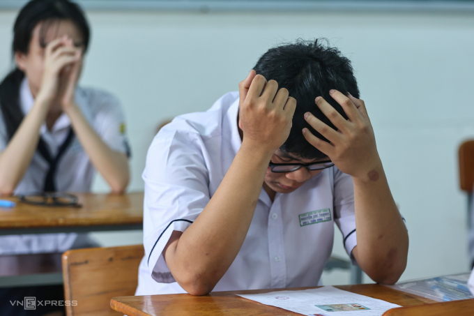 233a7906-1750650531-9362-1750650599 Thí sinh thi tốt nghiệp THPT năm 2024 tại TP HCM. Ảnh: Quỳnh Trần
