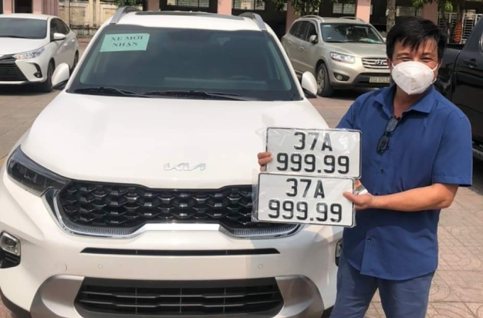3922-1666398531-9157-168387585-1317-3178-1750667476-1 Người đàn ông ở Nghệ An tự bấm được biển số ngũ quý 9, tháng 4/2022. Ảnh: Hữu Tuyến