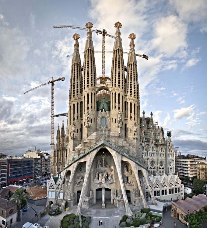 5-1749715492-8553-1749715579 Nhà thờ Sagrada Familia, Tây Ban Nha. Ảnh: Arch Daily