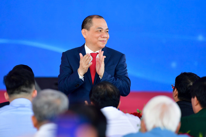 8d8d6afdce057d5b2414-6747-1749485733 Ông Phạm Nhật Vượng, Chủ tịch Tập đoàn Vingroup, tại lễ khởi công dự án Khu đô thị lấn biển Cần Giờ, ngày 19/4. Ảnh: Thanh Tùng