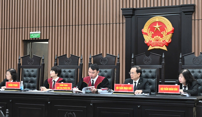 94beb745b47a03245a6b-175101578-7755-9720-1751015951 Phiên tòa được điều hành bởi thẩm phán chủ tọa Trần Nam Hà. Ảnh: Phạm Dự