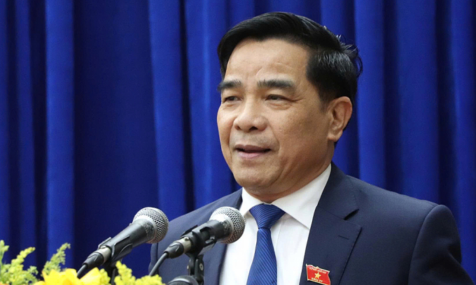 aa-1750736824-6908-1750737069-9445-9397-1750738707 Ông Lê Văn Dũng phát biểu sáng 24/3. Ảnh: Đắc Thành