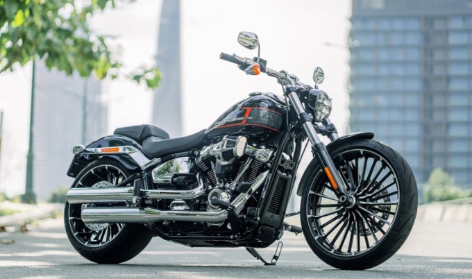 aaa-jpg-1749719516-6274-1749719583 Môtô Harley Davidson có giá gần 1 tỷ đồng.
