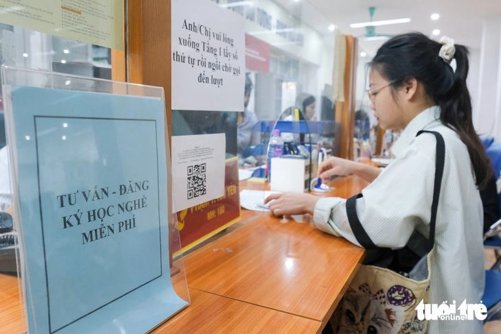 base64-1750491520467409417895 mất việc - Ảnh 2.