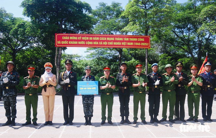 base64-1750945681749251458069 diễu binh - Ảnh 3.