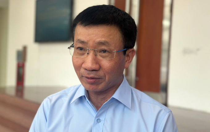 binh-1749879651-9236-1749881809 TS Vũ Thanh Bình Phó Cục trưởng Khoa học, Công nghệ và Thông tin, Bộ Giáo dục và Đào tạo, bên lề hội nghị sáng 14/6. Ảnh: Hoa Trà