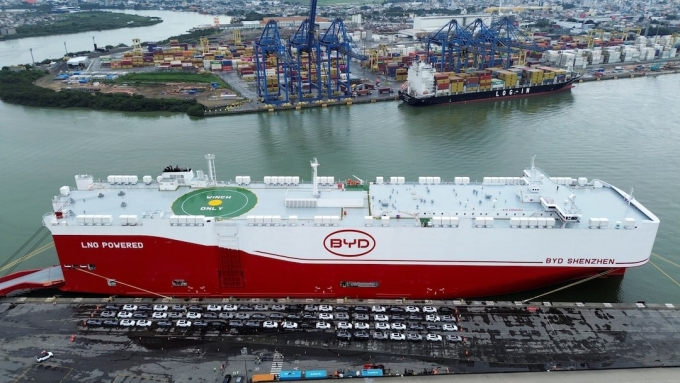 byd-shenzhen-1750409502-8841-1750409615 Tàu BYD Shenzhen tại cảng Itajai của Brazil ngày 28/5. Ảnh: Reuters