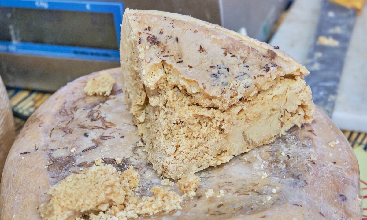 casu-marzu-ready-for-serving-1751081516-1751081529-1751082018
