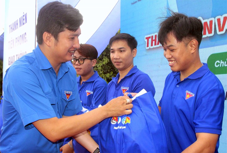 cn-giao-thong-7a-read-only-1750649453146791190739 văn hóa giao thông - Ảnh 2.