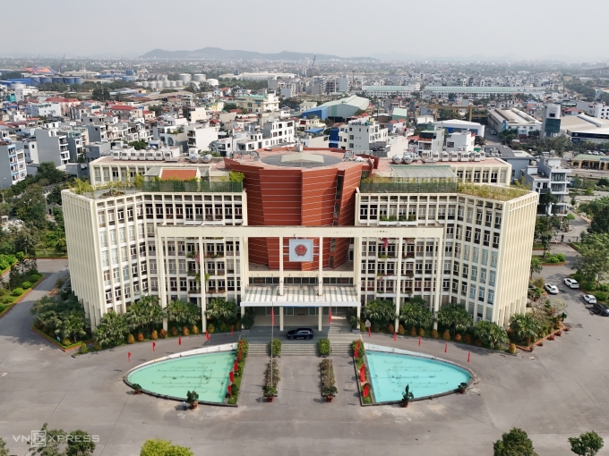dji-20250321094110-0089-d-jpg-6218-6765-1749979810 Trụ sở các cơ quan Đảng và chính quyền của quận Hồng Bàng, TP Hải Phòng hiện nay. Ảnh: Lê Tân