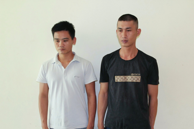 hai-nghi-can-the-va-hao-175030-3499-5475-1750302718 Nghi can Hào và Thế (từ trái sang) tại cơ quan điều tra. Ảnh: Công an cung cấp