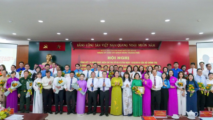 hinh-22222-17496433926401933779751 hồ chí minh - Ảnh 2.
