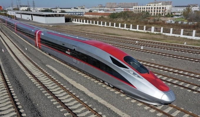 hinh-anh-2-1750998154-2065-1750998400 Tàu cao tốc chạy tuyến Jakarta - Bandung (Indonesia). Ảnh: CGTN
