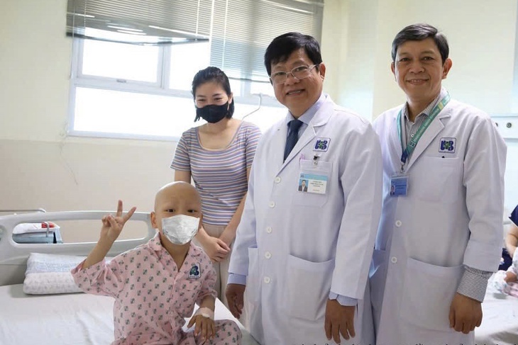 hinh-ung-buou-moi-nhat-29-6-17511856281231416444014 Nhiều bệnh nhi ung thư các tỉnh thành vào Bệnh viện Ung bướu TP.HCM điều trị - Ảnh 1.