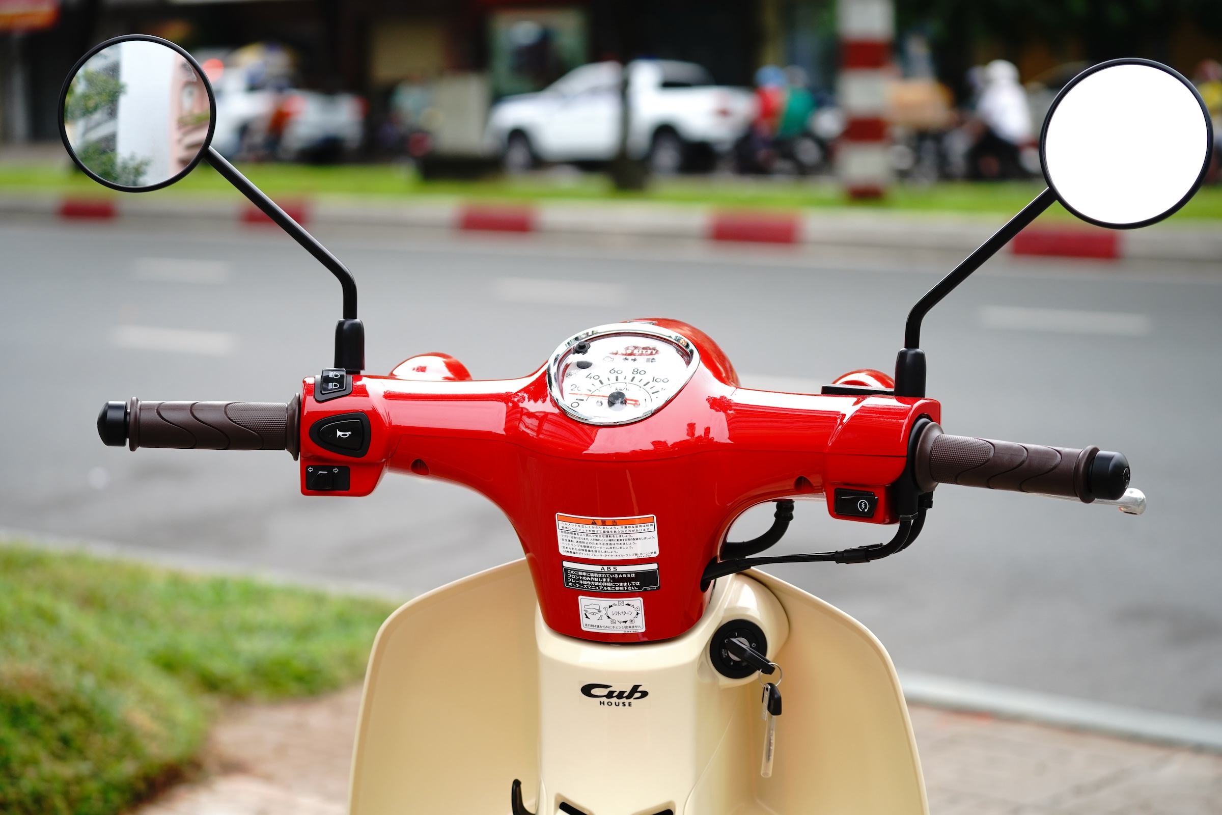 honda-super-cub-110-hello-kitty-vnexpress-vnexpress12-jpg-1751082883-1751085162