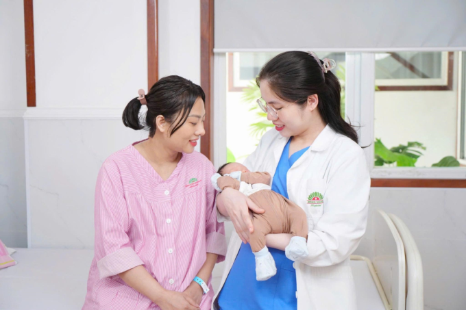 image-716598868-extractword-3-8680-8155-1750842420 Chương trình Chắp cánh ước mơ đồng hành cùng các gia đình từng thực hiện IVF thất bại. Ảnh: Bệnh viện Đa khoa Hồng Ngọc