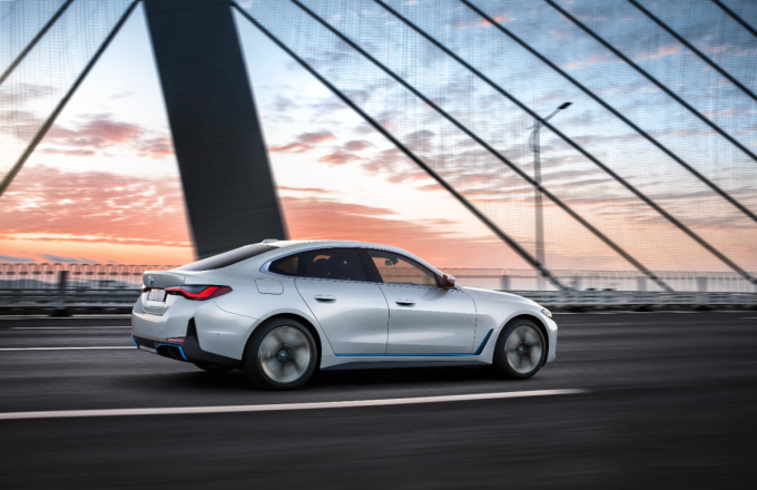 image-extractword-1-out-9367-1751106908 Xe điện BMW nhận được nhiều ưu đãi trong dịp này. Ảnh: BMW