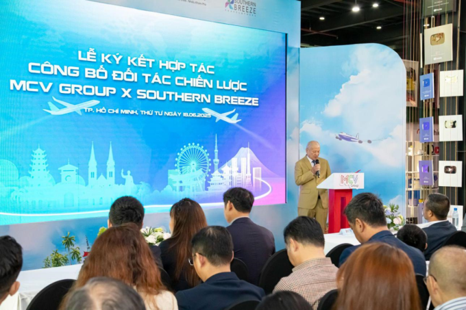 image-extractword-2-out-5423-1750471754 Ông Mamada Akio - CEO Southern Breeze phát biểu tại sự kiện.