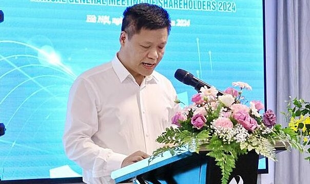 img-0454-1024x683-1749790625-4-7762-7656-1749791823 Ông Trần Anh Tuấn tại đại hội cổ đông thường niên 2024 của PJICO. Ảnh: PJICO