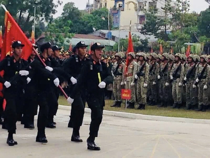 img4174-1750928798217315832323 Hành trình từ khối trưởng đến người thầy huấn luyện 3 kỳ diễu binh lịch sử - Ảnh 2.