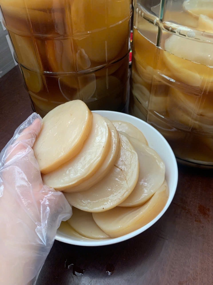kombucha2-1749479059-9750-1749524047 Nhiều người chia sẻ thành quả làm kombucha tại nhà lên mạng xã hội. Ảnh chụp màn hình