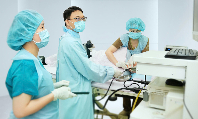noi-soi-da-day-1749639896-1749-4541-6646-1749640223 Nội soi tiêu hóa cho bệnh nhân. Ảnh: Vy Vân