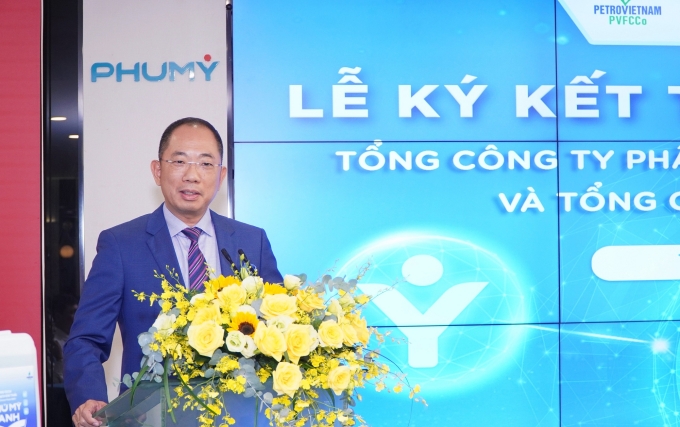 ong-cao-hoai-duong-chu-tich-hd-1522-2584-1749728273 Ông Cao Hoài Dương - Chủ tịch HĐQT PVOIL phát biểu tại Lễ ký kết.