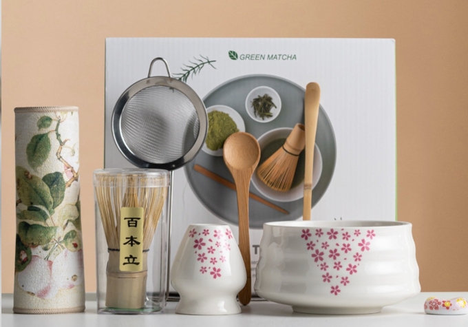 pha-matcha-1749615083-17496151-6232-6396-1749615613-1 Matcha latte là một trong những biến thể có matcha được khách Việt yêu thích. Ảnh: Mỹ Ý