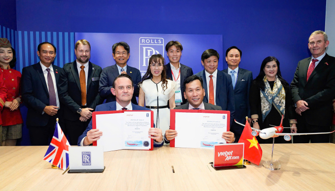 photo-2-6-1750147923-175014863-5939-2549-1750154757 Vietjet và Rolls-Royce ký kết đặt hàng thêm 40 động cơ Trent 7000 dành cho đội bay A330neo. Ảnh: Tài Nguyễn