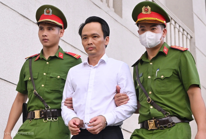 quye-t-1750864483-3603-1750906487 Ông Trịnh Văn Quyết sau phiên tòa sơ thẩm, tháng 8/2024. Ảnh: Giang Huy