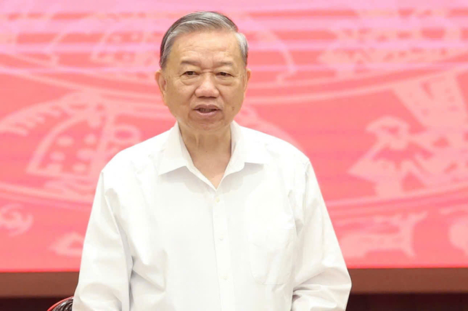 tbt-to-la-m-nga-y-16-6-1750064-8633-2616-1750065072 Tổng Bí thư Tô Lâm phát biểu tại buổi làm việc với Ban Thường vụ Thành ủy Hà Nội, sáng 16/6. Ảnh: Hoàng Phong