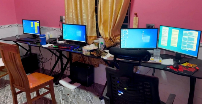 thu-giu-may-tinh-1751016408-4108-1751020125 Nhóm tội phạm ở Việt Nam tự mua máy tính, tổ chức hoạt động lừa đảo tại nhà riêng. Ảnh: Hòa Vang
