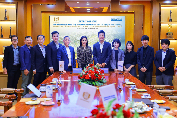 z6727093436566-9c676dfb26c0311-3155-5691-1750477517 Đại diện Công ty Cổ phần KCN Tân Hiệp và Nippon Koei Việt Nam tại lễ ký kết. Ảnh: KN Group