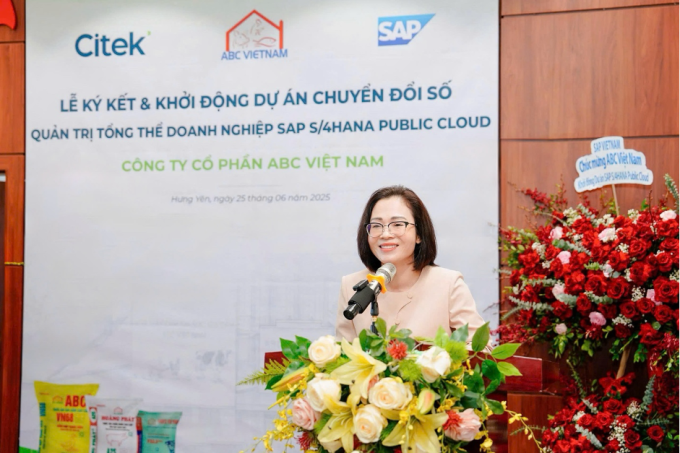 1-1751344220-3602-1751344332 Bà Nguyễn Thị Dịu, Tổng giám đốc ABC Việt Nam tại lễ ký kết. Ảnh: Citek