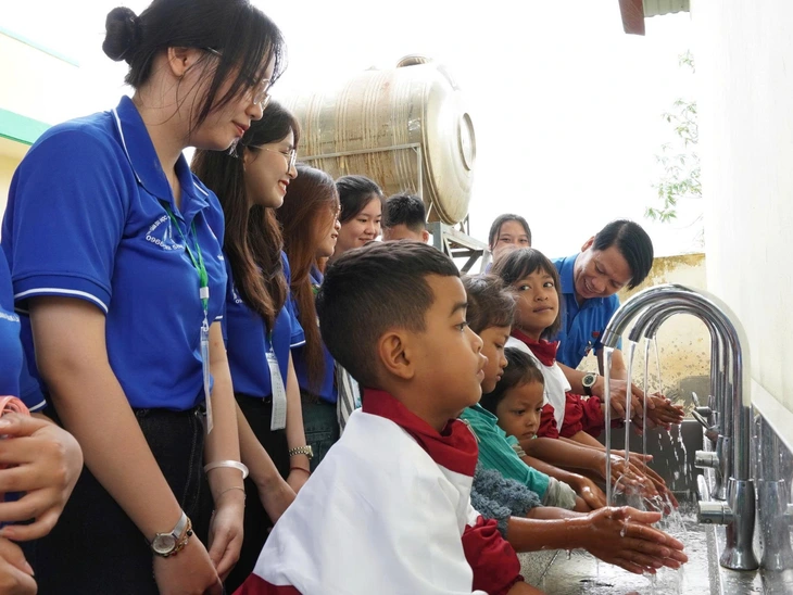 1-504-1753346816591641024476 Thanh niên Việt Nam - Hàn Quốc cùng thực hiện Mùa hè xanh- Ảnh 6.