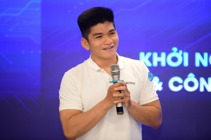 1753174064942-qdi-0463-jpg-175-1292-9867-1753210506 Nguyễn Hoàng Hiệp, Giám đốc vận hành AI Hay tại tọa đàm. Ảnh ban tổ chức