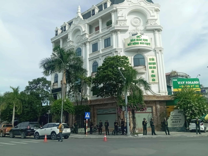 2-1752828960-1389-1752829135 Căn nhà nằm ở vị trí đắc địa của Ý Ẻng bị khám xét hôm 15/7. Ảnh:Lam Sơn
