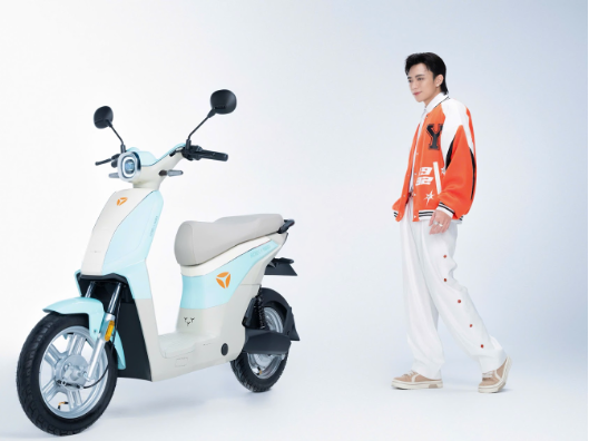 2-1753177217-1862-1753181159 Xe máy điện Vekoo. Ảnh: Yadea