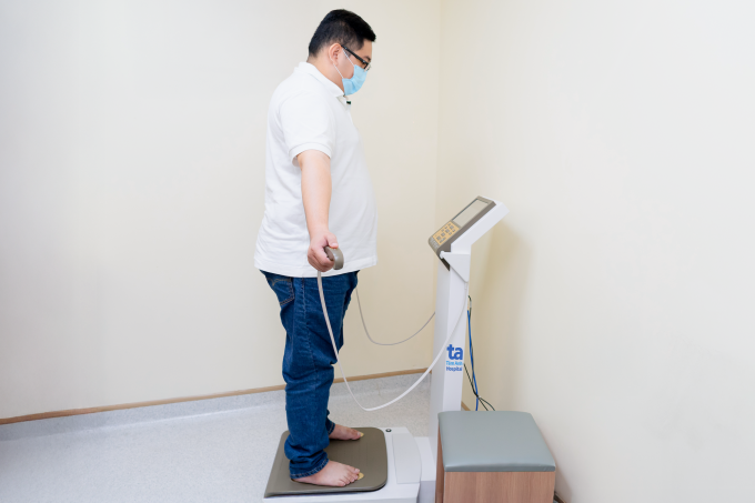 2-25-1753929132-6302-1753929329 Anh Giang đo InBody. Ảnh: Bệnh viện cung cấp