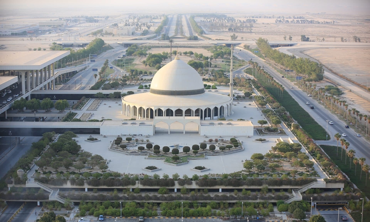 20150108-aerial-view-of-king-fahd-international-airport-scaled-1753948112-1753948293-1753948768