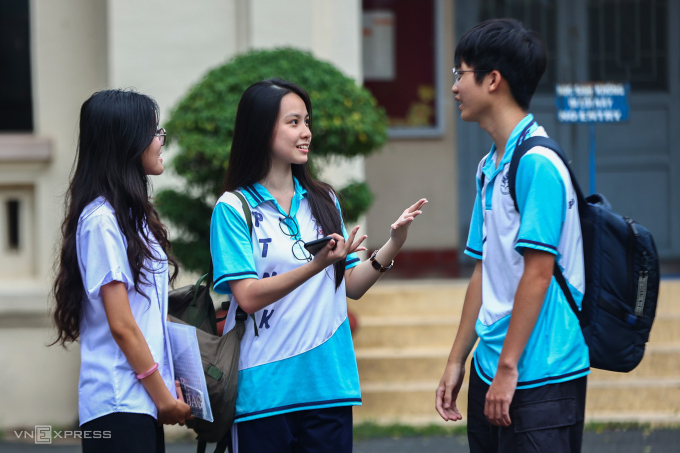 233a6368-1753147104-1753147119-6212-8893-1753147346 Chú thích: Thí sinh TP HCM thi tốt nghiệp THPT 2025. Ảnh: Quỳnh Trần