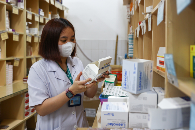233a6612-3232-1752155209 Nhân viên y tế tại nhà thuốc bệnh viện ở TP HCM. Ảnh: Quỳnh Trần